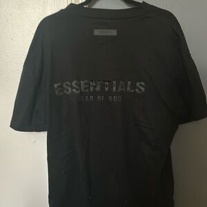 Essentials Black Tee M